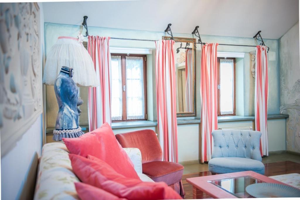 Art Boutique Hotel Buergerhaus Rust Bagian luar foto