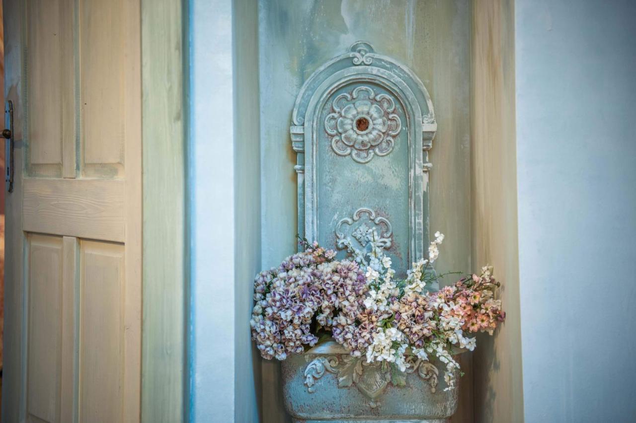 Art Boutique Hotel Buergerhaus Rust Bagian luar foto