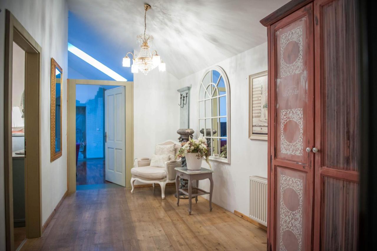 Art Boutique Hotel Buergerhaus Rust Bagian luar foto