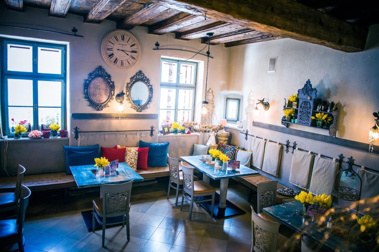 Art Boutique Hotel Buergerhaus Rust Bagian luar foto