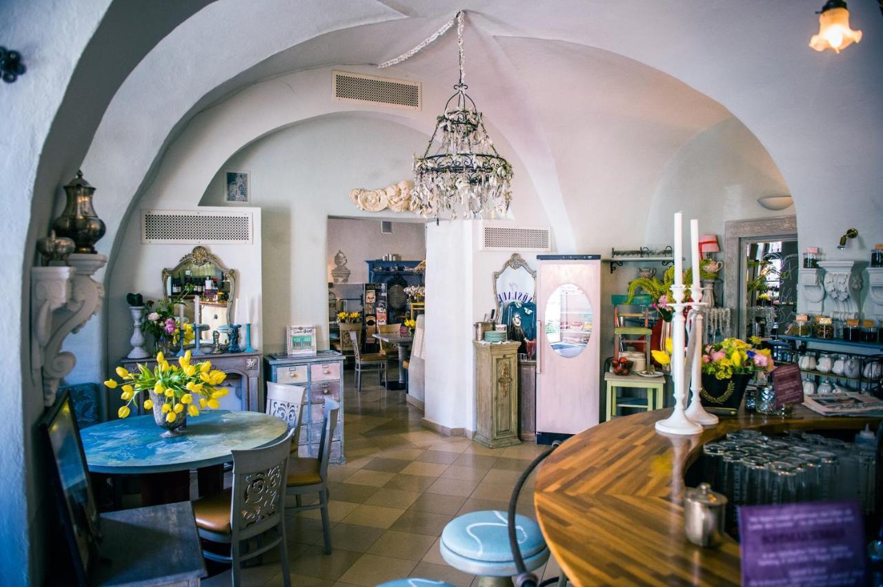 Art Boutique Hotel Buergerhaus Rust Bagian luar foto